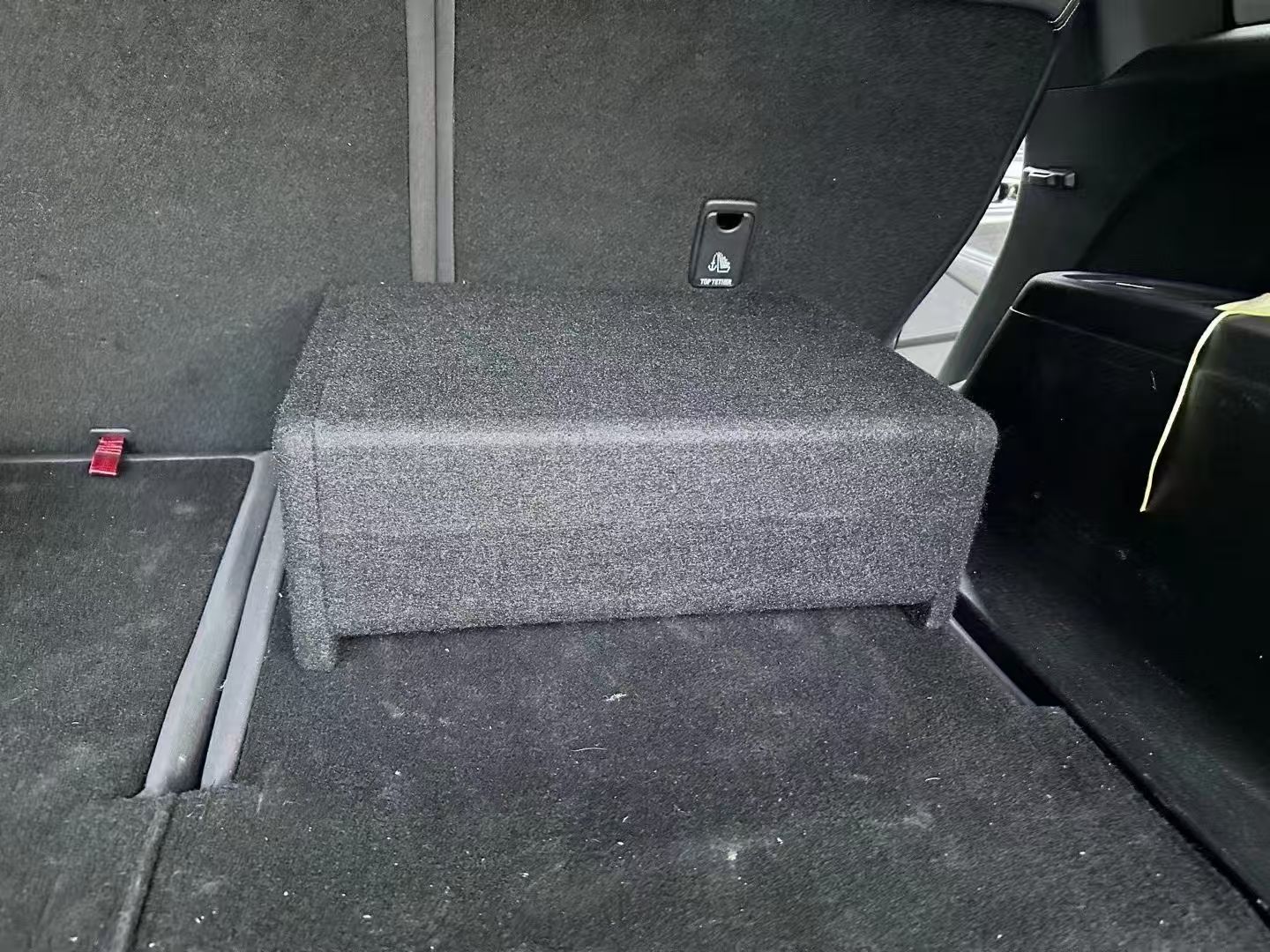 JBL行李箱超低音